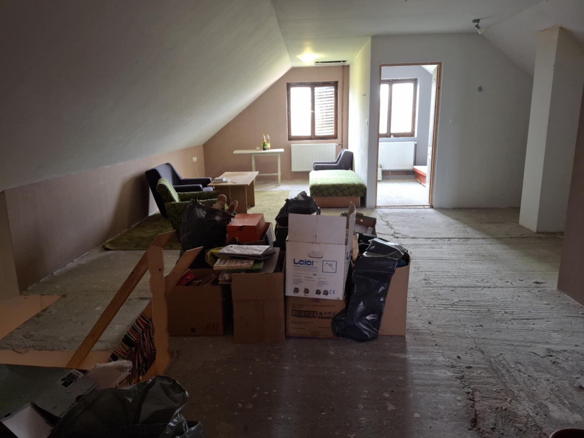 Basal goede locatie, stenen huis #1577 - Image 16