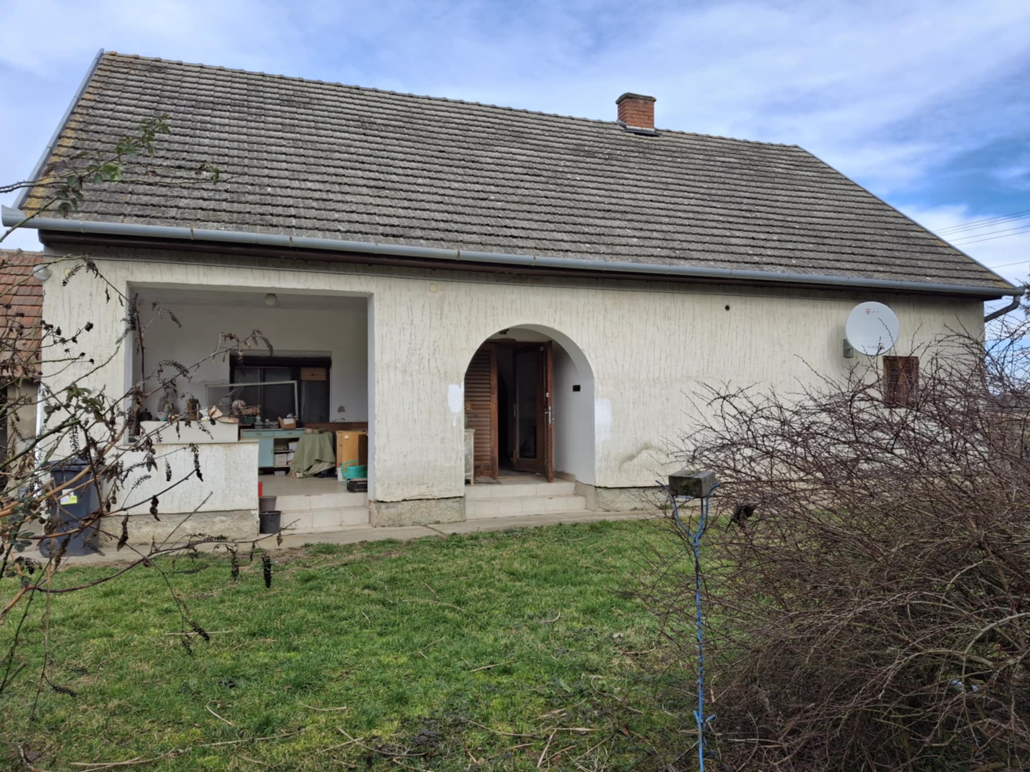 Basal goede locatie, stenen huis #1577 - Image 4