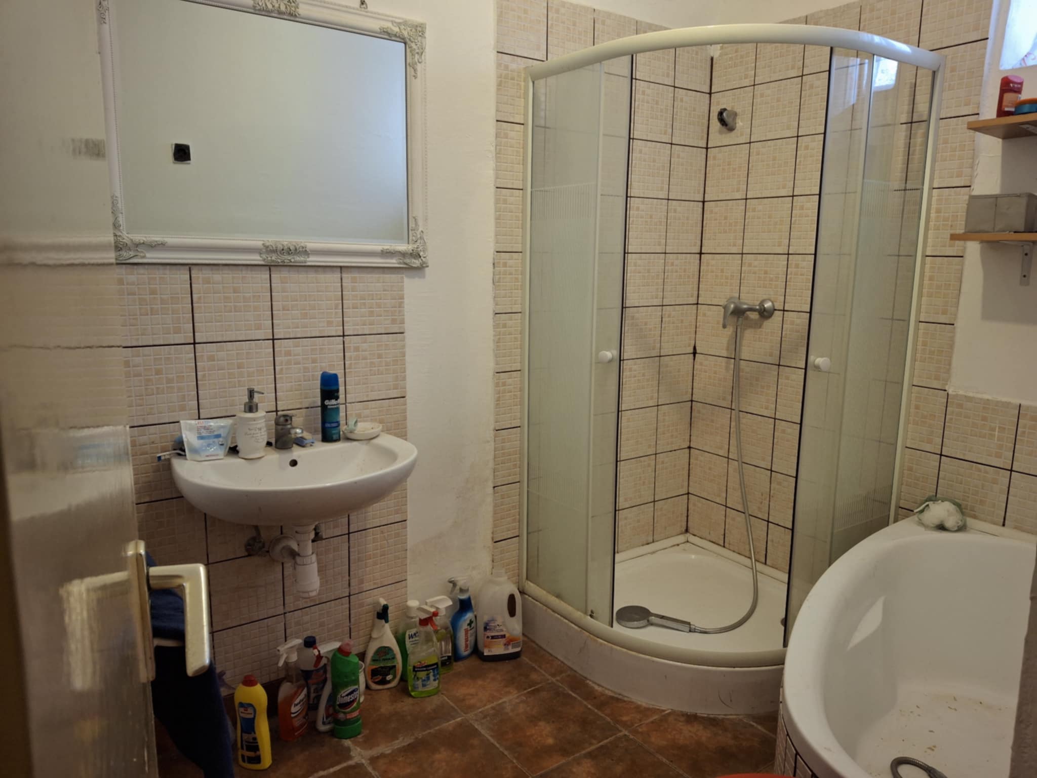 Basal goede locatie, stenen huis #1577 - Image 12