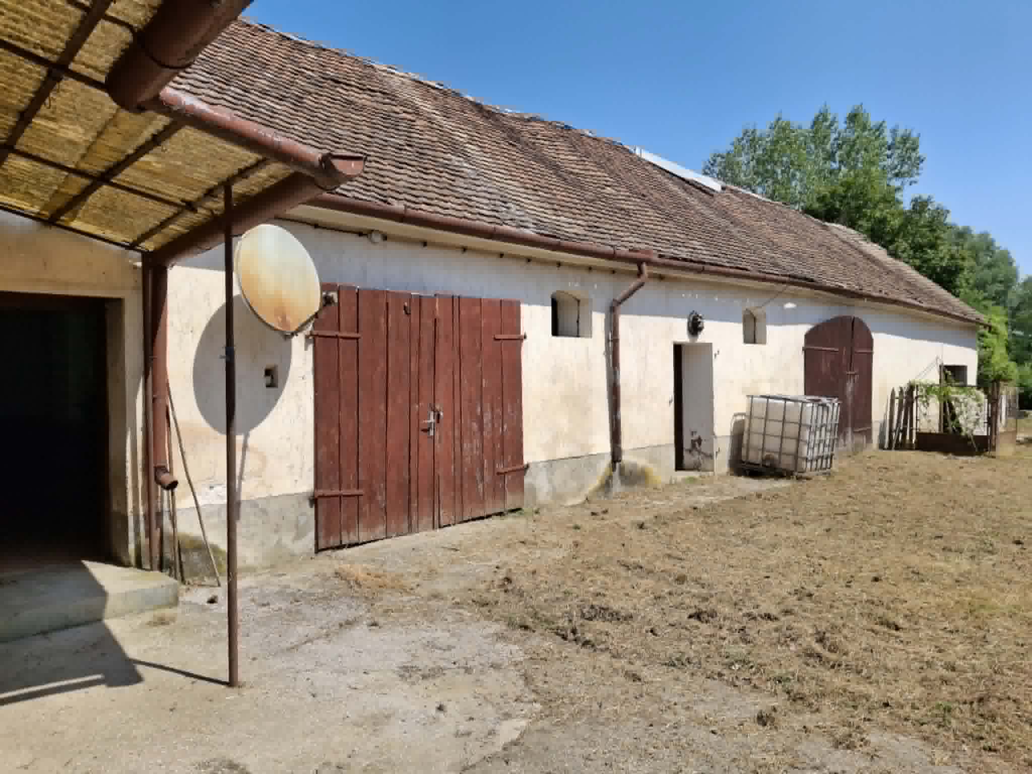 Zaláta volledig te renoveren woning met veel potentieel #1599 - Image 18