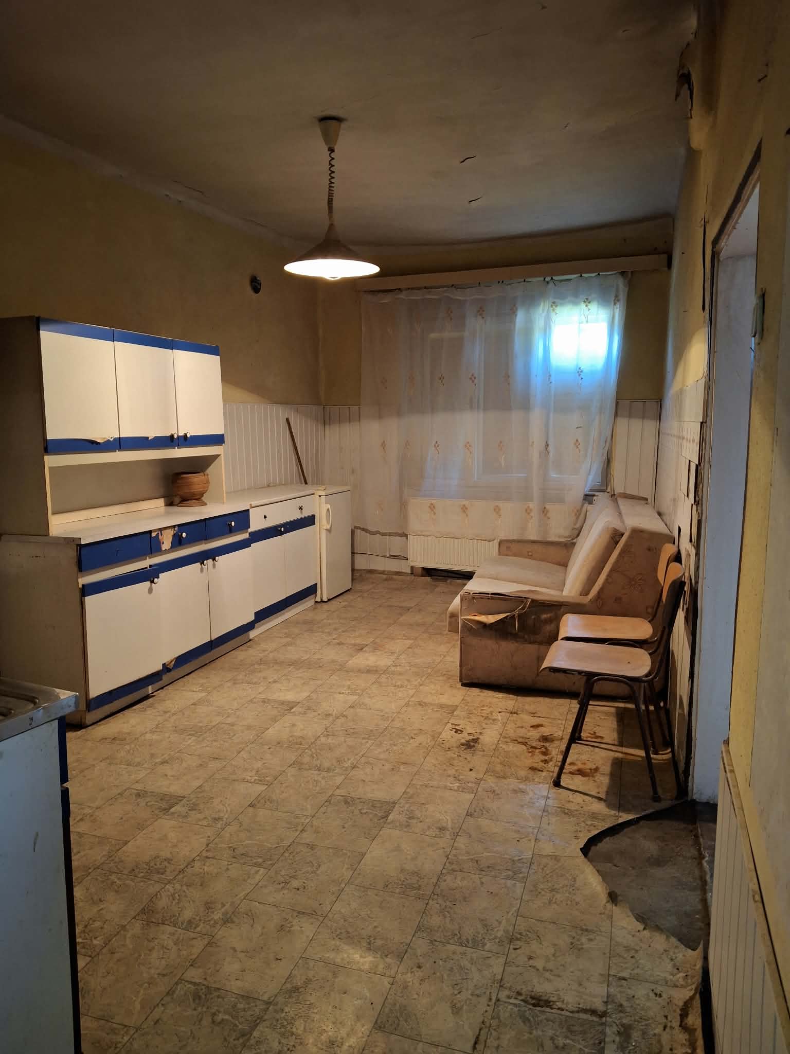 Zaláta volledig te renoveren woning met veel potentieel #1599 - Image 8