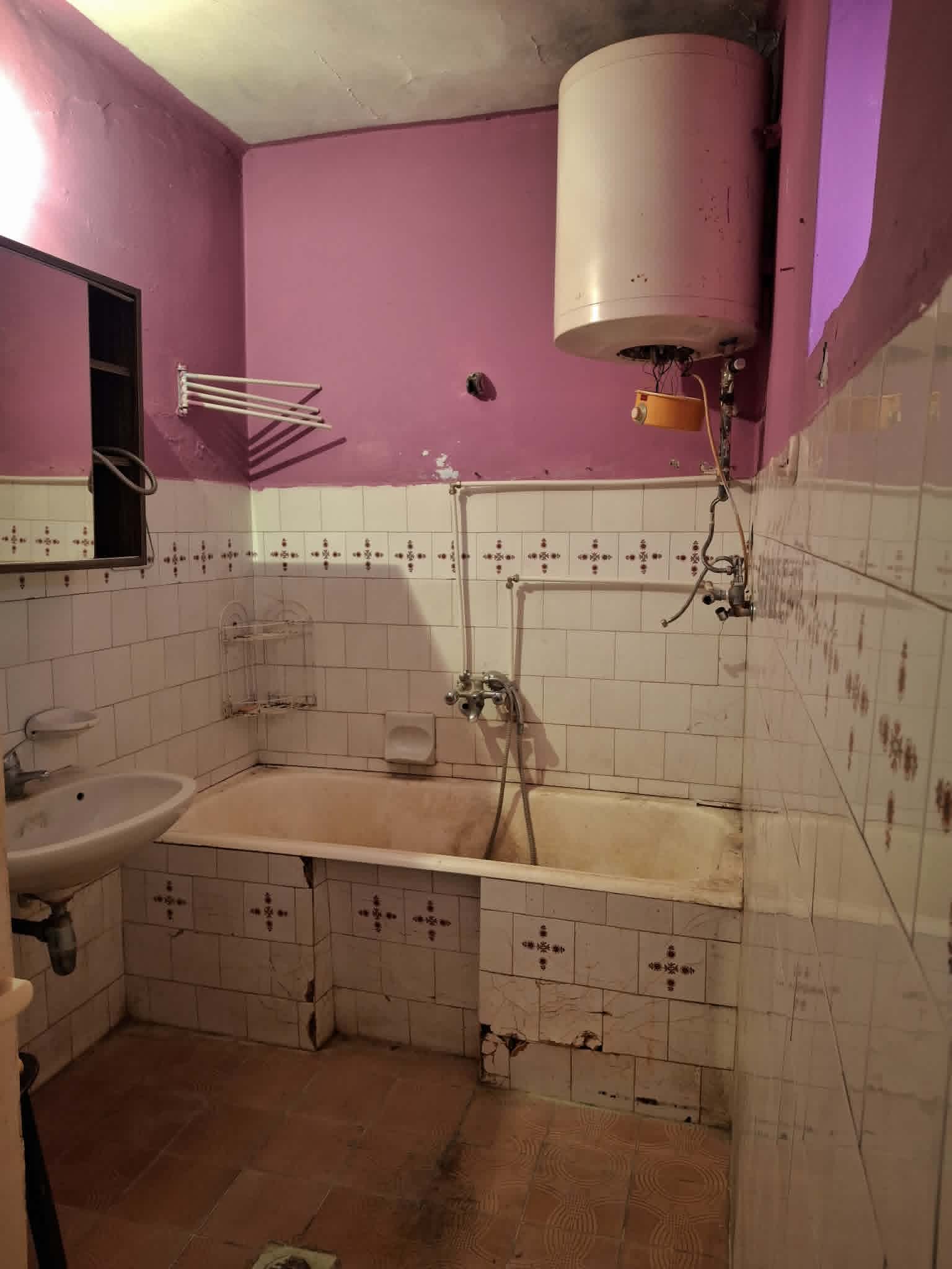Zaláta volledig te renoveren woning met veel potentieel #1599 - Image 10