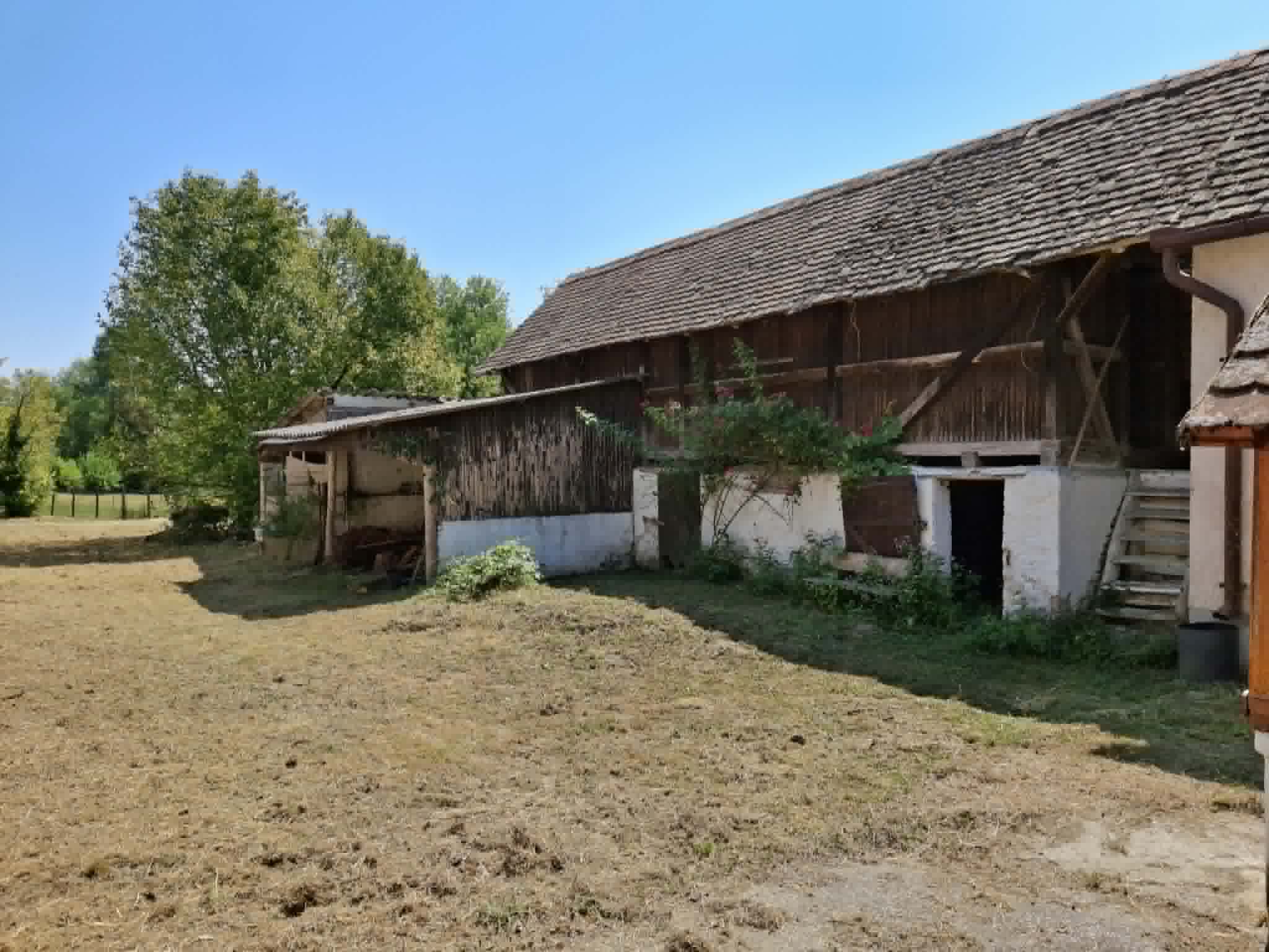 Zaláta volledig te renoveren woning met veel potentieel #1599 - Image 20