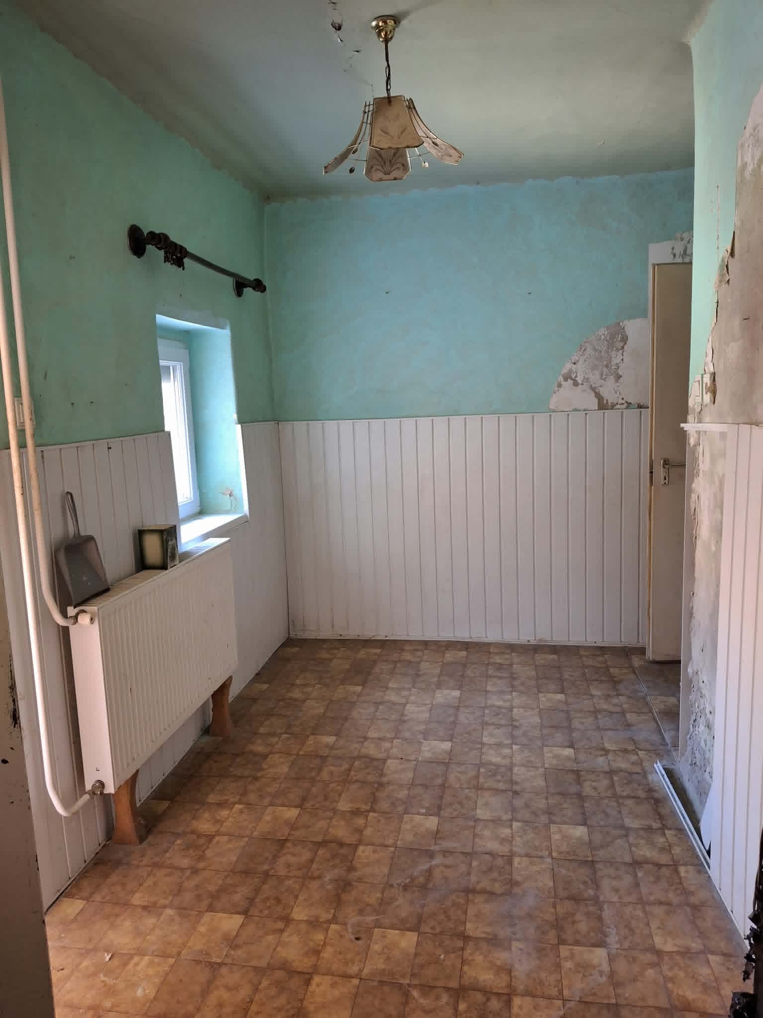 Zaláta volledig te renoveren woning met veel potentieel #1599 - Image 7